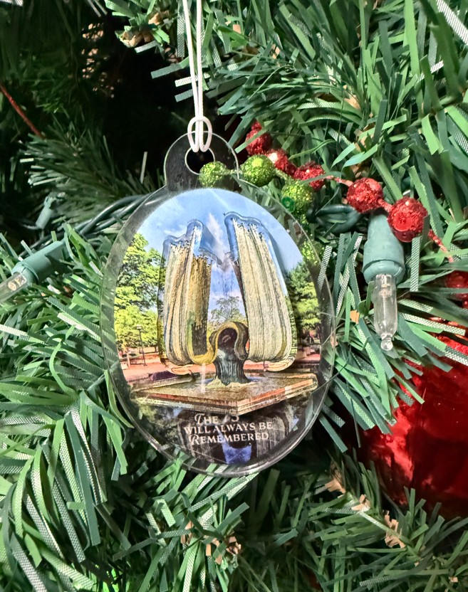 MU Neil Fountain Ornament